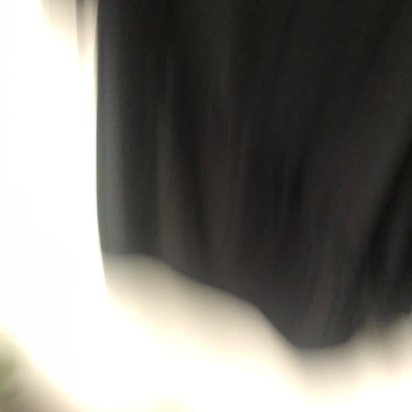 ❤️XSCAPE Black Ruffle Edge Sheer Cape Mini Dress Size 6 - Picture 2 of 8